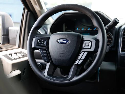 Used 2017 Ford F150 XLT AWD/4WD image 24