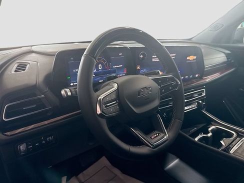 New 2026 Chevrolet Traverse Z71 w/ Enhanced Driving Package AWD/4WD image 10