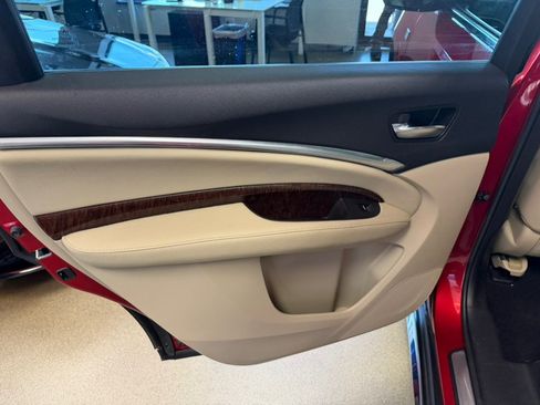 Used 2019 Acura MDX FWD image 31