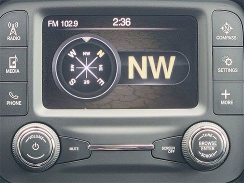 Certified 2018 Jeep Compass Latitude image 28