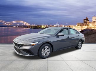New 2025 Hyundai Elantra SE image 1