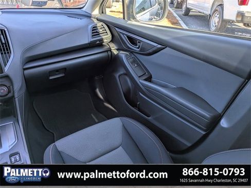 Used 2019 Subaru Crosstrek 2.0i Premium image 16