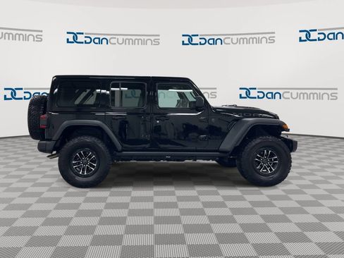 Used 2026 Jeep Wrangler Unlimited Rubicon 392 w/ Quick Order Package 27X Moab AWD/4WD image 9