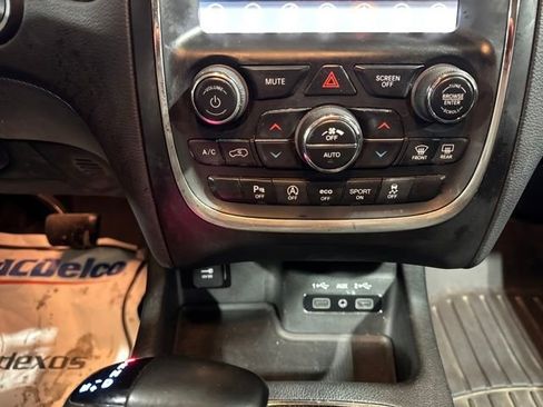 Used 2018 Dodge Durango GT image 28