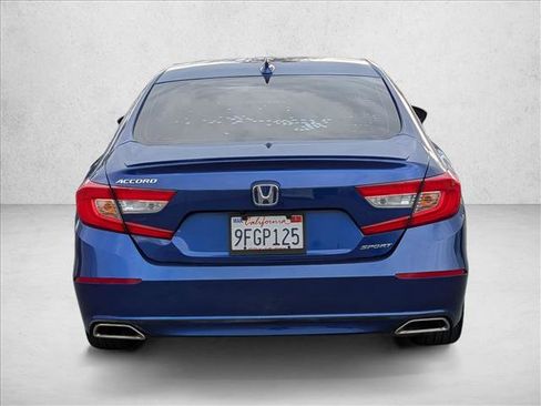 Used 2018 Honda Accord Sport image 6