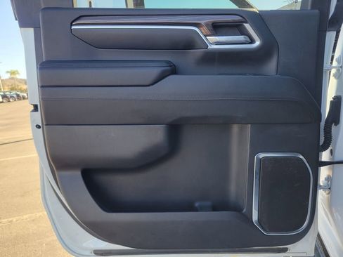 Used 2024 Chevrolet Silverado 2500 LT image 20