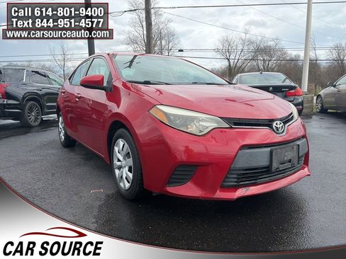 Used 2015 Toyota Corolla LE image 3