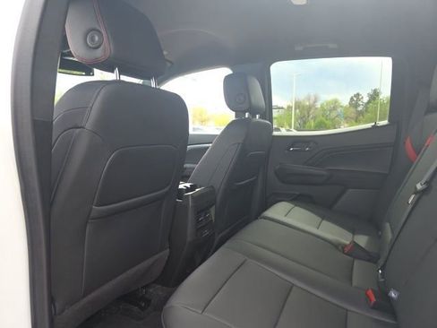 Used 2024 Chevrolet Colorado Z71 w/ Z71 Convenience Package 2 image 8