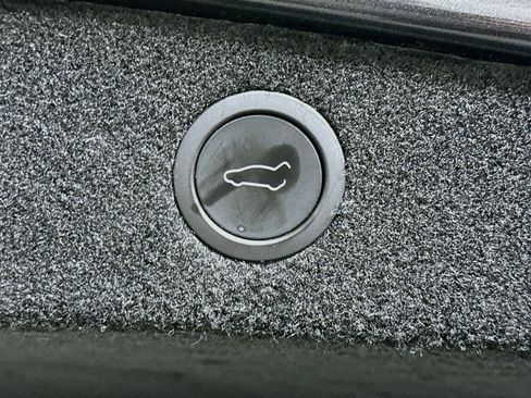 Used 2025 Tesla Model 3 Long Range RWD image 29