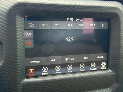 Used 2023 Jeep Wrangler Sport AWD/4WD image 18