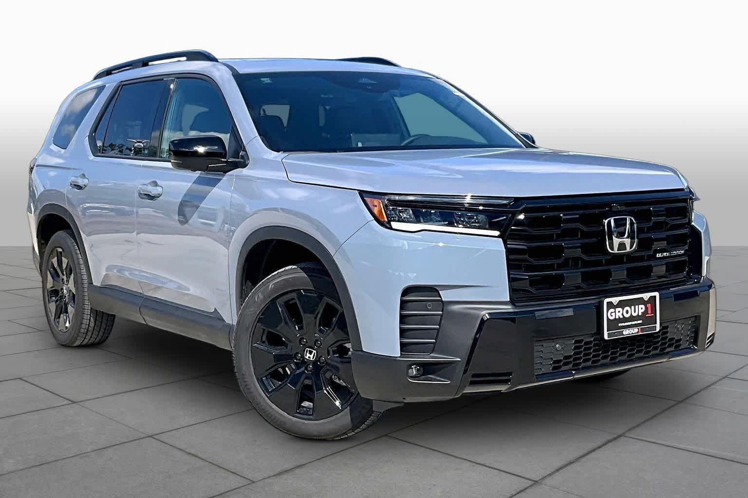 New 2026 Honda Pilot Black Edition image 2