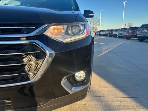 Used 2019 Chevrolet Traverse LT image 7