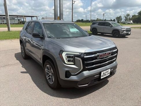 New 2027 GMC Terrain Elevation w/ LPO, Floor Liner Package AWD/4WD image 8
