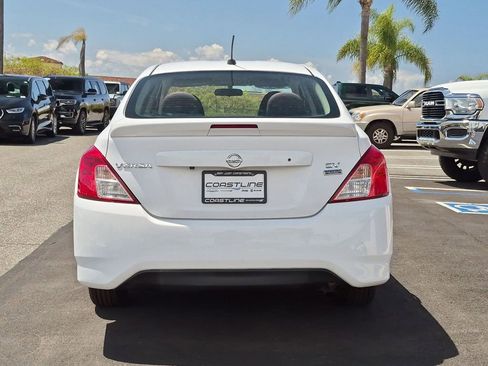 Used 2018 Nissan Versa SV w/ SV Special Edition Package FWD image 6
