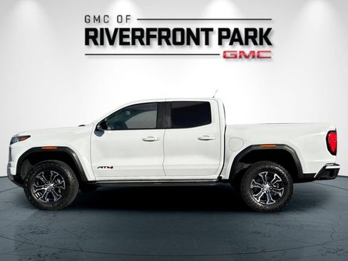 Used 2023 GMC Canyon AT4 w/ AT4 Premium Package AWD/4WD image 6