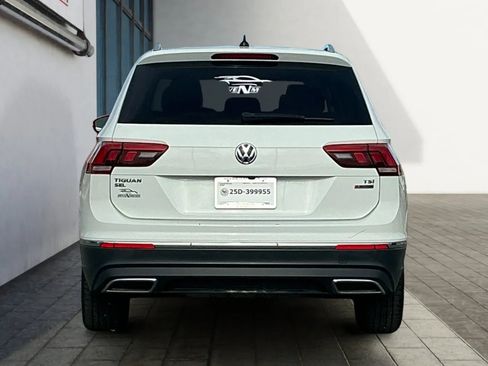 Used 2018 Volkswagen Tiguan SEL w/ 3rd Row Seat Package image 4