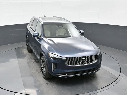 New 2026 Volvo XC90 B6 Plus w/ Protection Package Premier AWD/4WD image 21