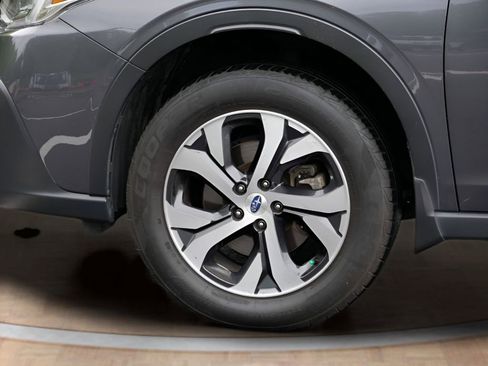 Used 2020 Subaru Outback Touring w/ Popular Package #2 AWD/4WD image 9
