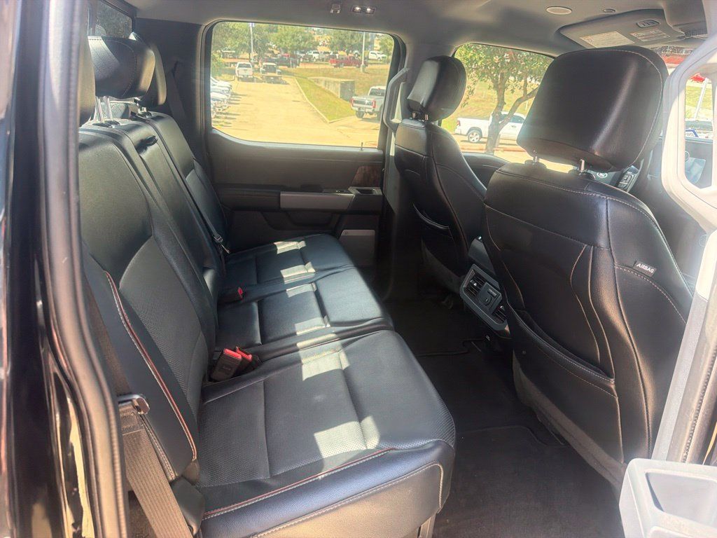 Used 2023 Ford F350 Lariat w/ Lariat Ultimate Package AWD/4WD image 11
