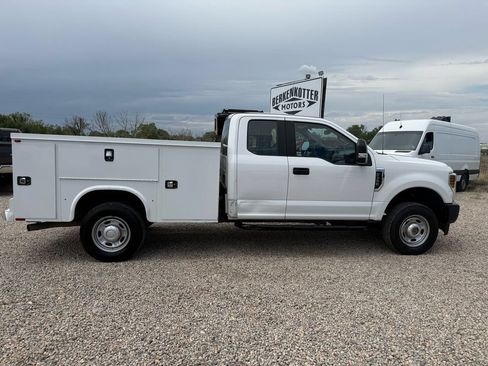 Used 2018 Ford F350 XL AWD/4WD image 12