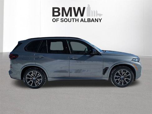 New 2026 BMW X5 M60i w/ Climate Comfort Package image 7