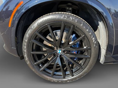 Used 2021 BMW X5 M50i AWD/4WD image 9