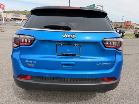 Used 2025 Jeep Compass Limited AWD/4WD image 5