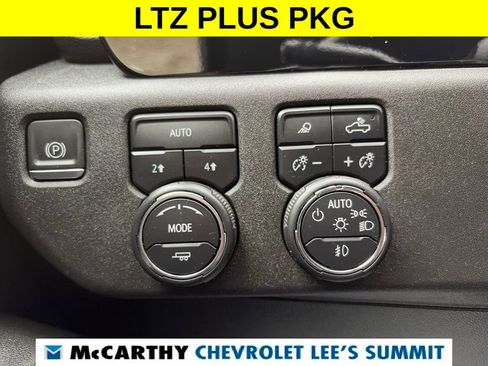 Used 2023 Chevrolet Silverado 1500 LTZ AWD/4WD image 11