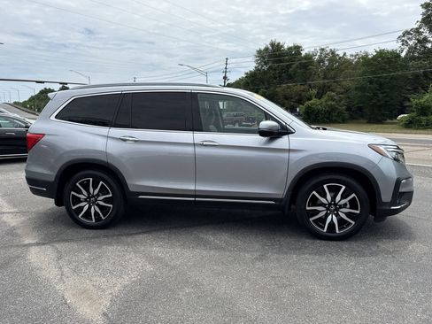 Used 2021 Honda Pilot Touring image 6