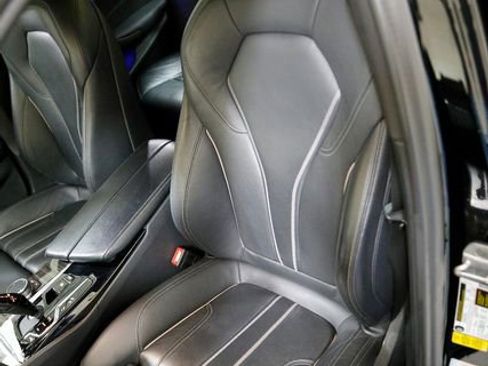 Used 2021 BMW 540i image 6