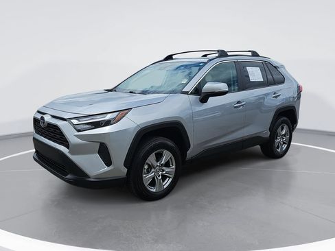 Used 2024 Toyota RAV4 XLE w/ Convenience Package AWD/4WD image 9