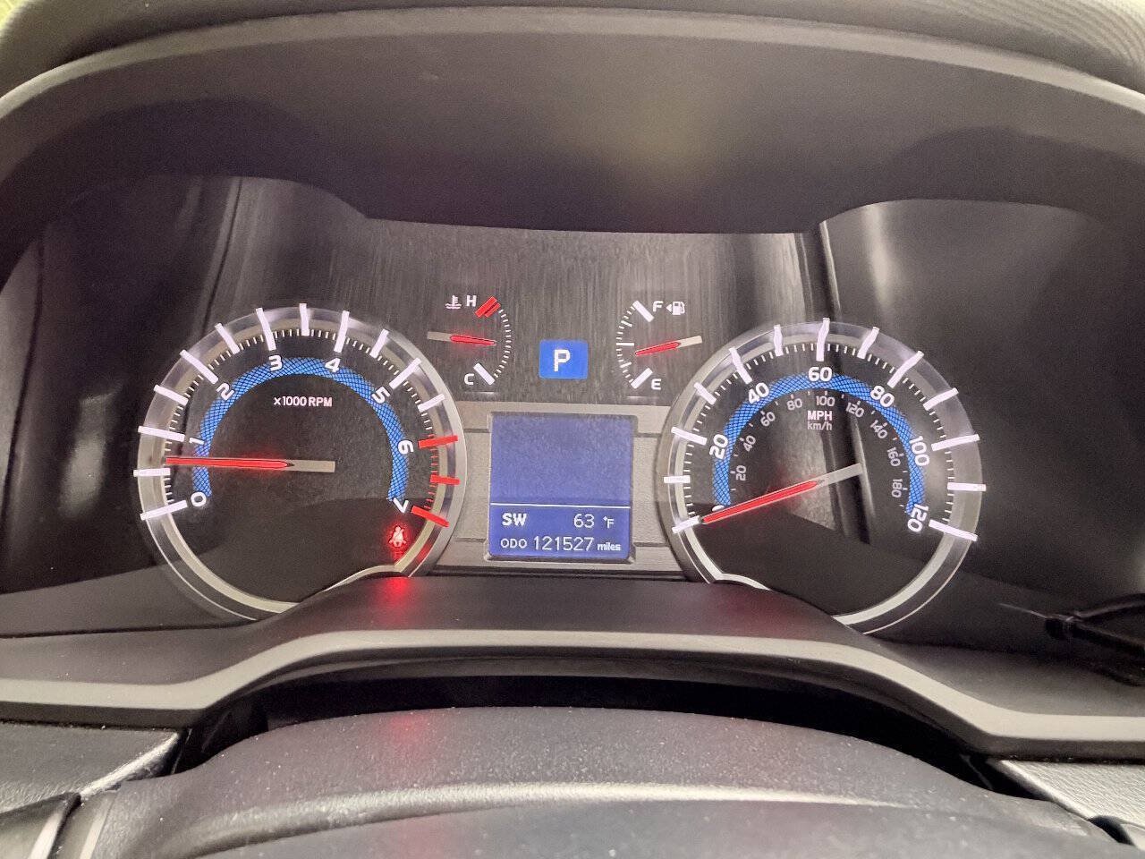 Used 2019 Toyota 4Runner Limited AWD/4WD image 21