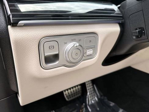 Certified 2026 Mercedes-Benz GLS 450 4MATIC image 22
