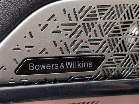 Used 2025 BMW i5 xDrive40 w/ M Sport Package image 32