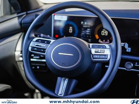 New 2026 Hyundai Santa Cruz SEL FWD image 18