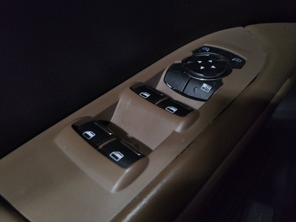 Used 2015 Lincoln MKZ w/ Equipment Group 101A Select FWD image 27