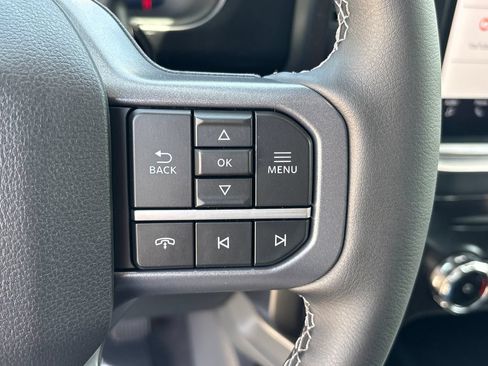 New 2026 Ford F250 Lariat w/ Black Appearance Package AWD/4WD image 18