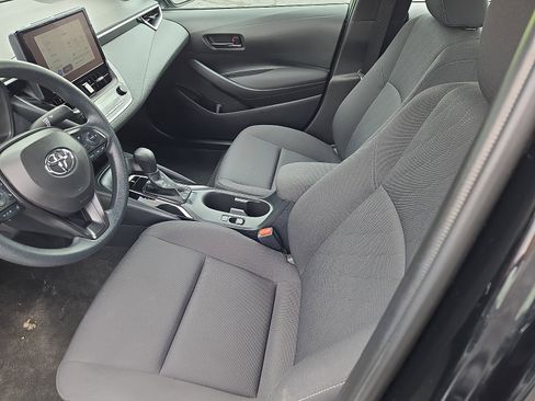 Used 2024 Toyota Corolla LE image 6