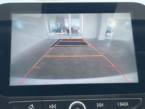 Used 2017 Chevrolet Malibu Premier w/ Premier Sun and Wheel Package image 12