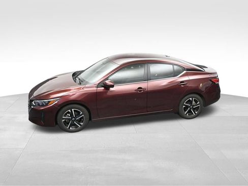 Used 2025 Nissan Sentra SV FWD image 18