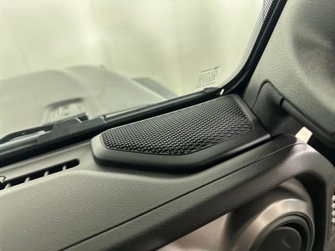 Used 2023 Jeep Wrangler Unlimited w/ Cold Weather Group image 29