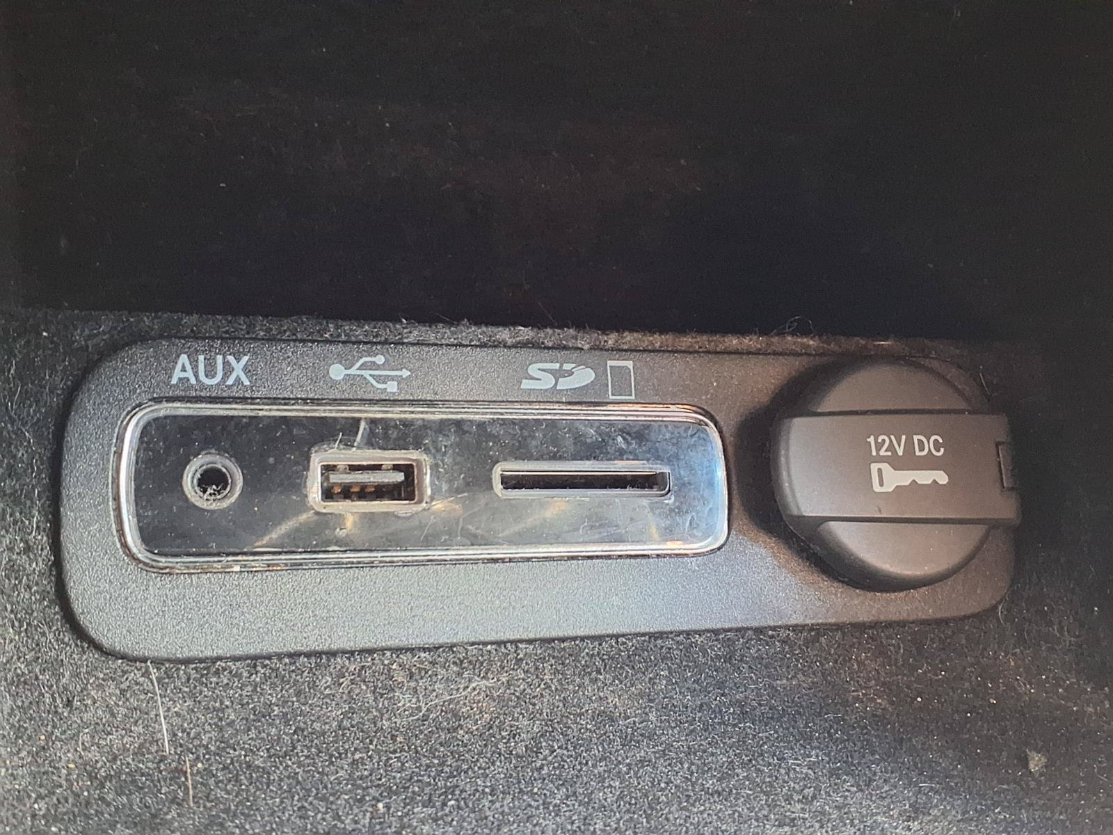 Used 2015 Jeep Grand Cherokee Overland RWD image 25
