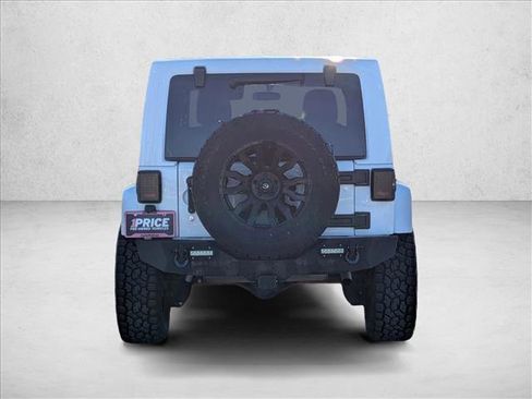 Used 2017 Jeep Wrangler Unlimited Sahara w/ Connectivity Group image 7