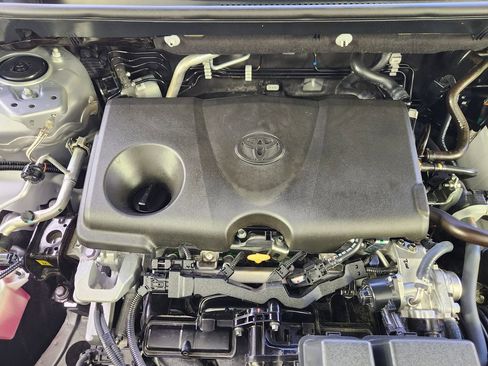 Used 2025 Toyota RAV4 LE FWD image 34