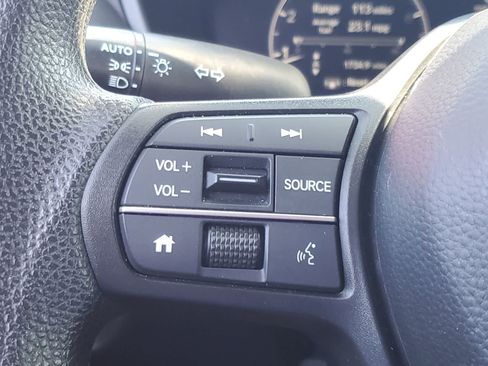 Used 2025 Honda HR-V LX image 19