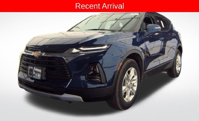 Used 2022 Chevrolet Blazer LT AWD/4WD image 2