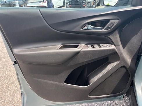 Used 2022 Chevrolet Equinox LT FWD image 8
