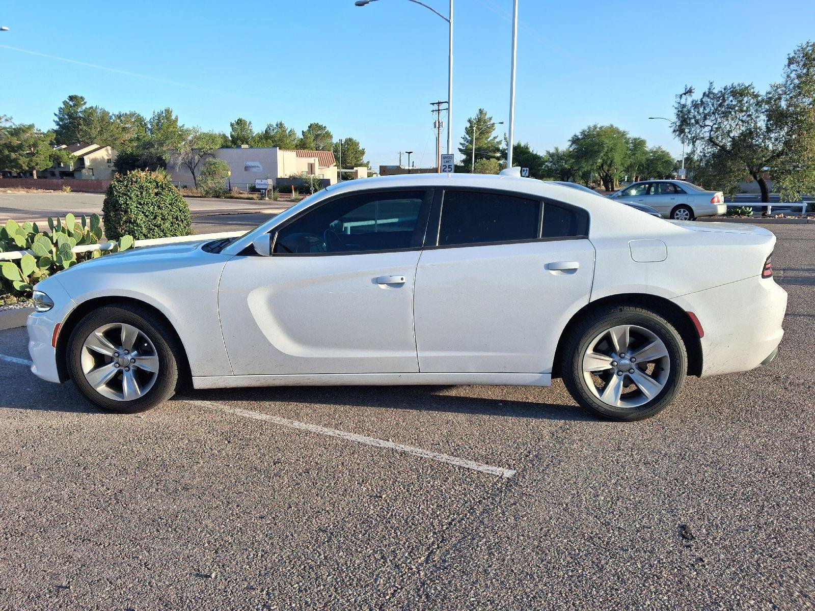 Used 2018 Dodge Charger SXT Plus w/ Beats Audio Group RWD image 2