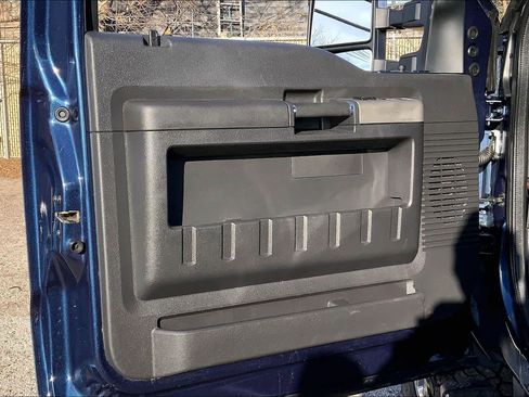 Used 2016 Ford F250 Lariat w/ Chrome Package image 21