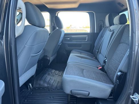 Used 2015 RAM 2500 Big Horn image 37